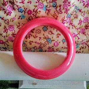 Vintage Bubblegum Pink Saucer Bangle 50's-60's